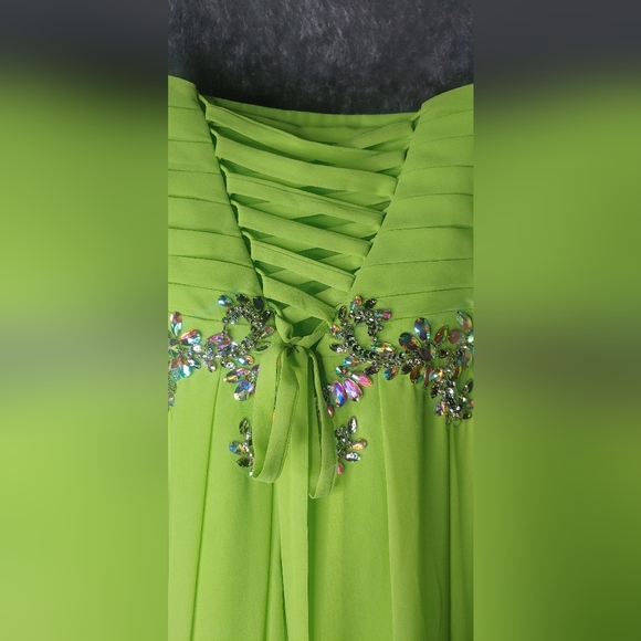 Envious Couture Prom Dress - Picture 8 of 12